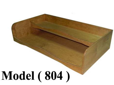 200 Natural Wood Shelves and Baskets 804