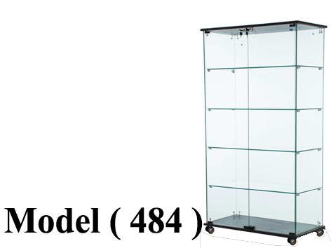 311 Glass Displays & Vetrines 484
