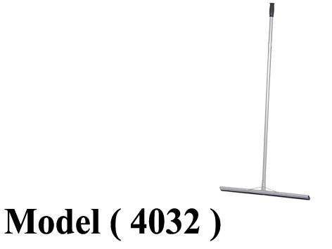 330 Hotel Trolleys & Supplies 4032