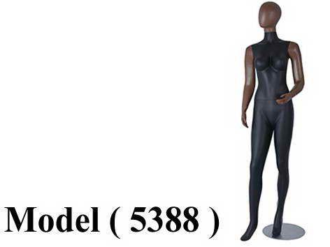 400 Mannequins 5388