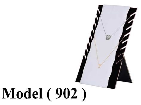 عوارض دهب قطيفه NO E ( مو 902 ) //كارت عارض سلاسل اسود * ابيض (H=28CM)