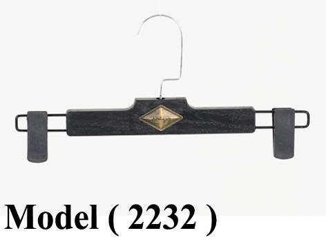 شماعات D (مو 2232) شماعة كليبس S اسود (206)