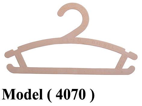 420 Hangers 4070